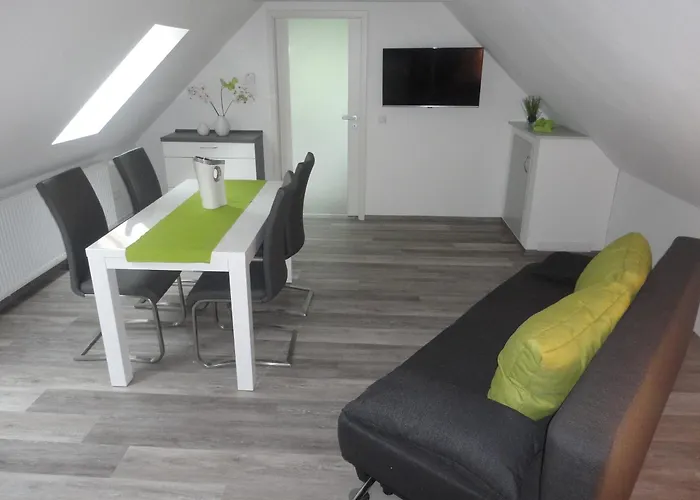 Gross Koelzig - Moderne In Laendlicher Idylle Appartement